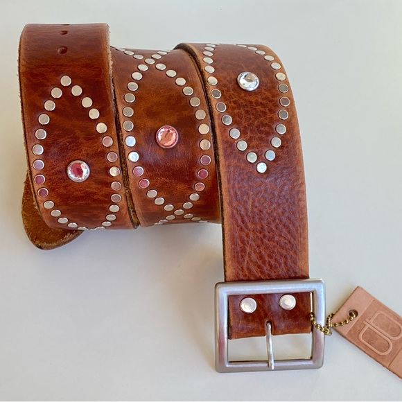 🇨🇦 BRAVE Leather - Cognac Raw Washed - Matte Silver Buckle and Rivets - Picture 2 of 15
